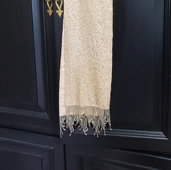 Scarf - Picture 3 of 3